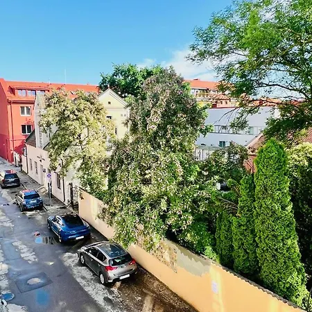 Super Old Town Apartament